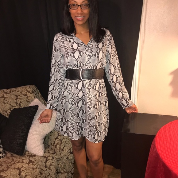 Animal print/Snakeskin Tunic Dress - Picture 2 of 2